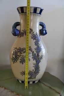 Jarra alta em cerâmica