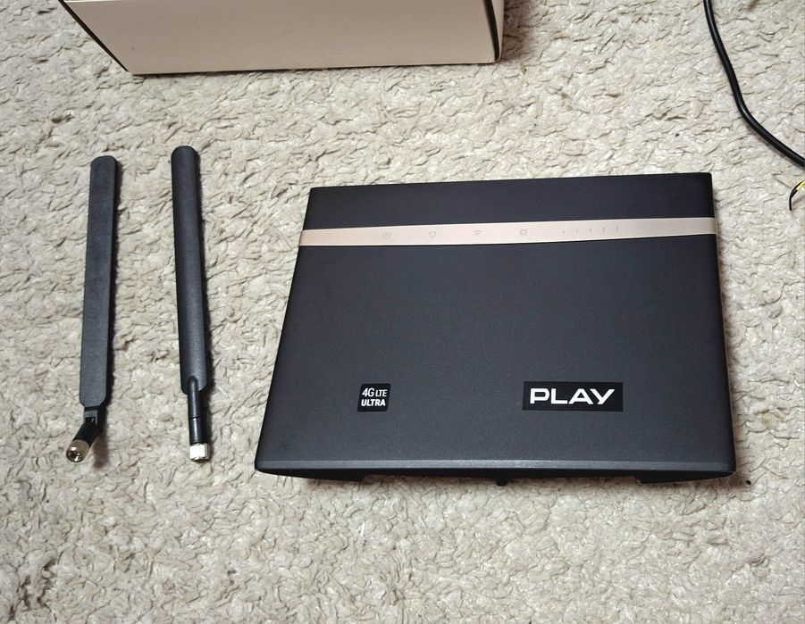 Router stacjonarny Huawei B525s na karte sim