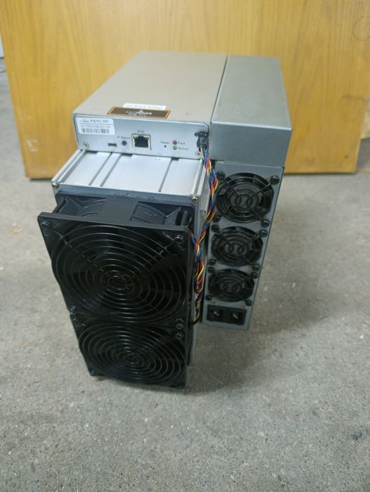 Antminer S19J Pro