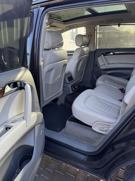 Продам Audi q7 3.0 tfsi