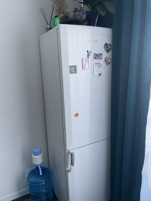 Холодильник Веко.