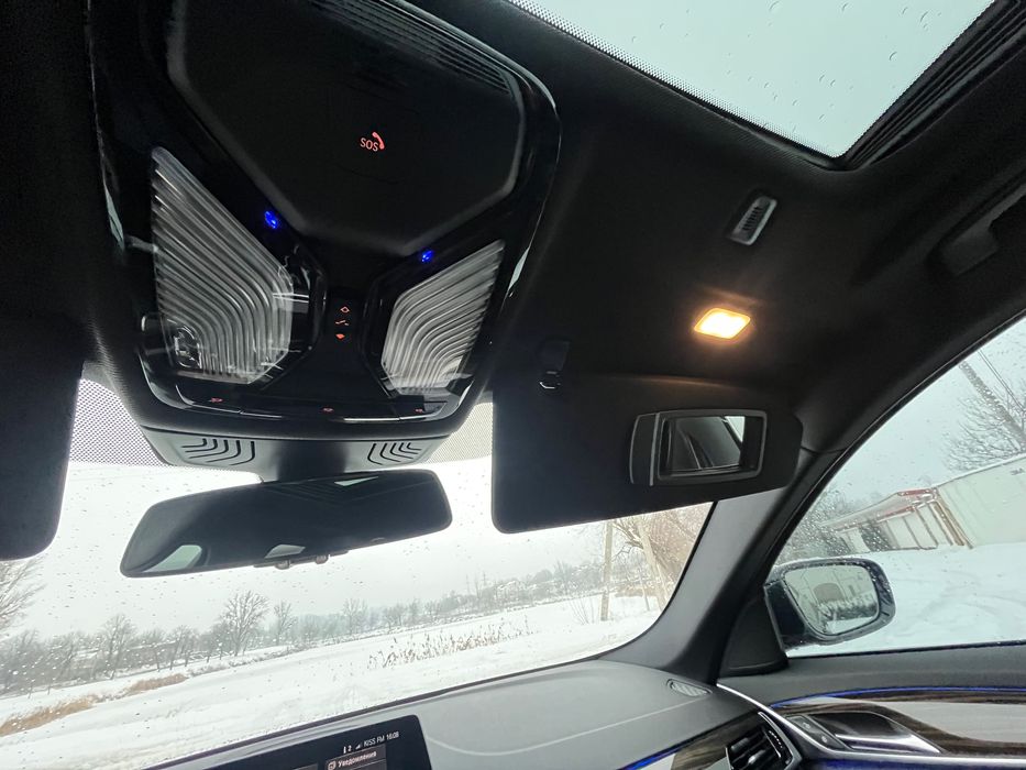 BMW 530E гібрид плагін