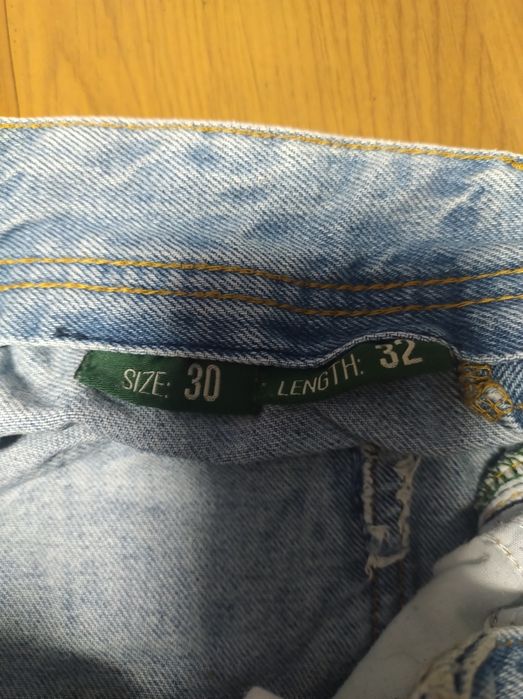 Spodenki jeans damskie Cropp