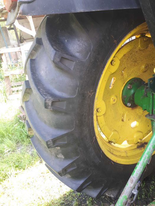 Felgi koła 16.9-38 john deere 3130