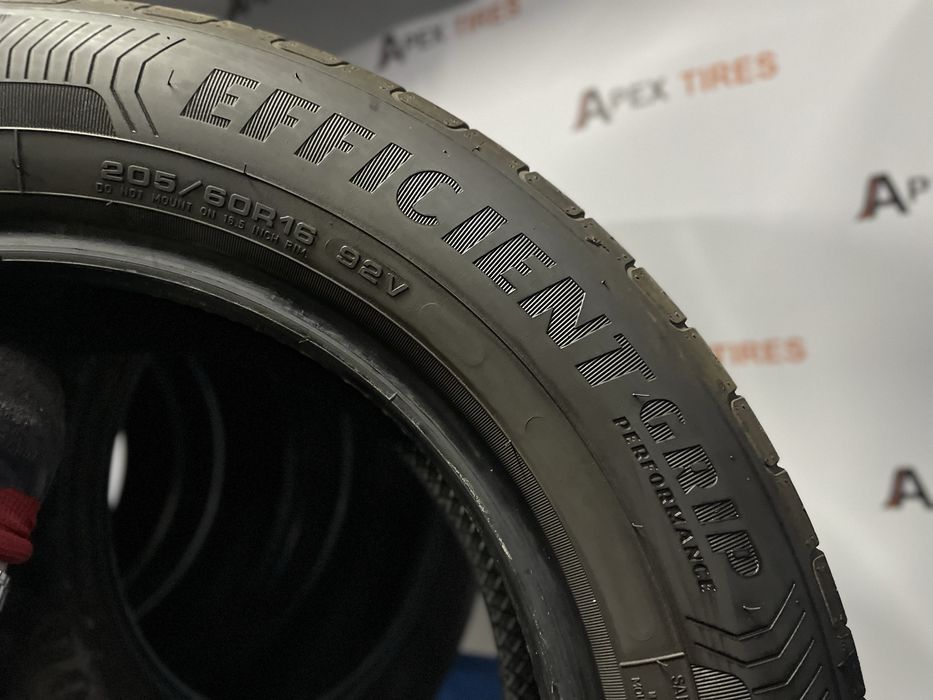 Продам комплект літніх шин Goodyear 205/60 R16