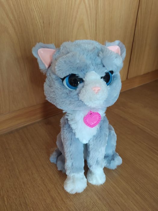 Peluche Gata de Brincar HASBRO