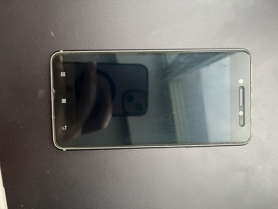 Lenovo S90-A Працюючий