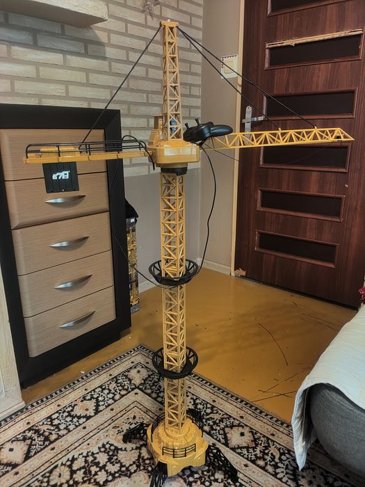 Sterowany dźwig na pilota