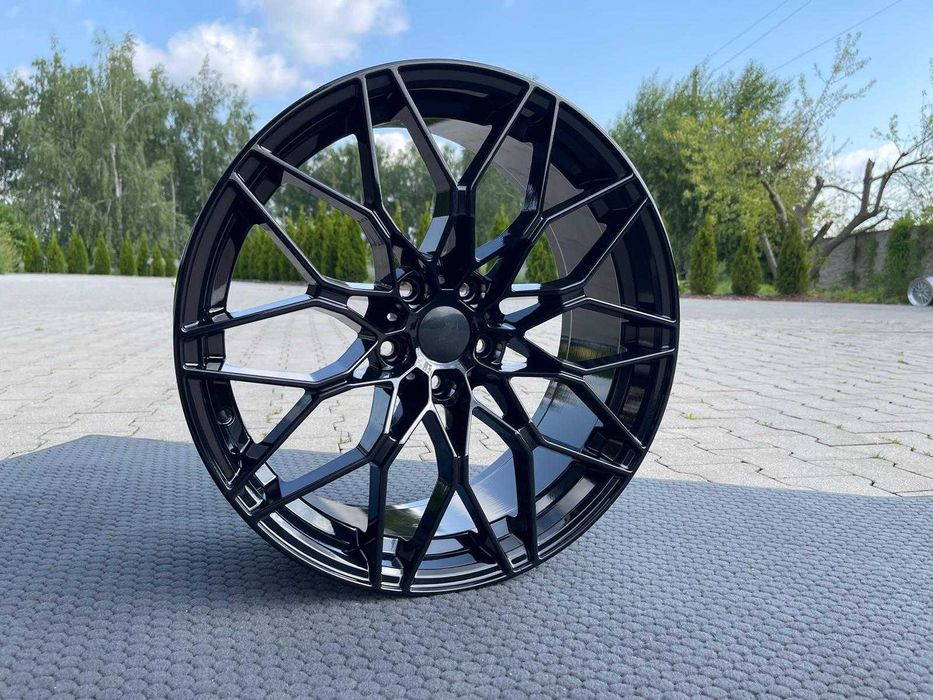 Felgi aluminiowe AGT 19280  19″ 8J ET25 + 9J ET38 5×112 Gloss Black