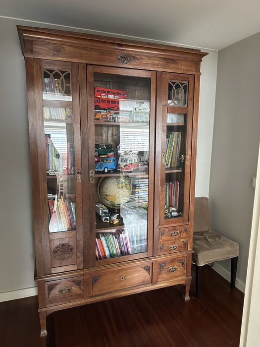 Movel estante vitrine antigo
