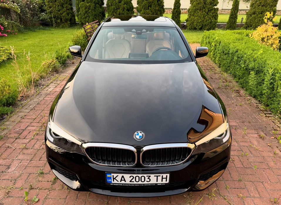 BMW 5 Series 2019 VIN WBAJA5C54KWW29974 фото оголошення 10 з 24