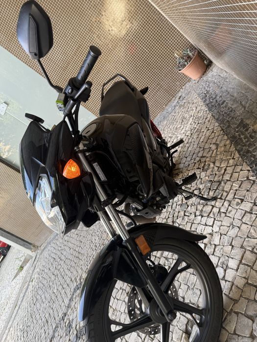 CB 125f 2024 12.000Km unico dono