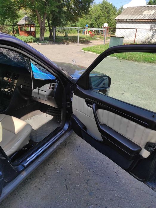 Mercedes-Benz w202 c180