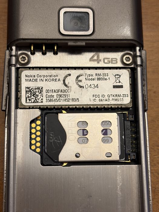 Nokia 8800 Arte Carbon - 100% cala w oryginale. Made in Korea! Okazja!