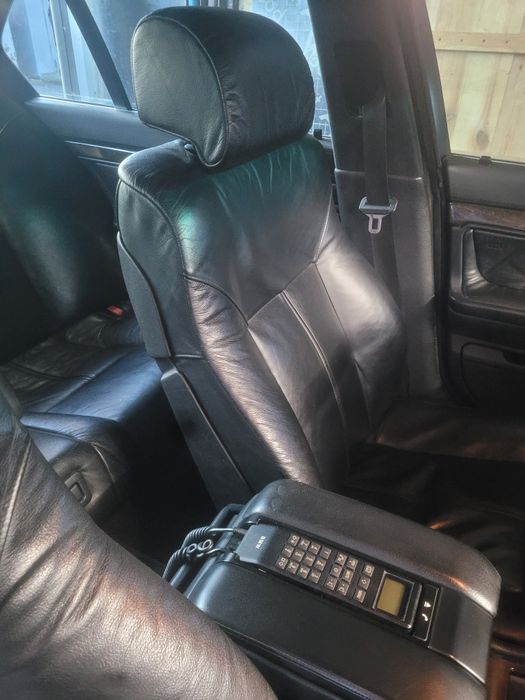 Продам бмв 735,2001 г.в.газ/бензин