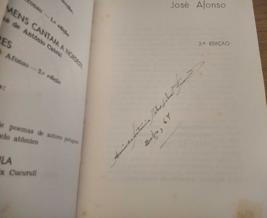 José Afonso	- - - 		Cantares	- - - - -	Livro