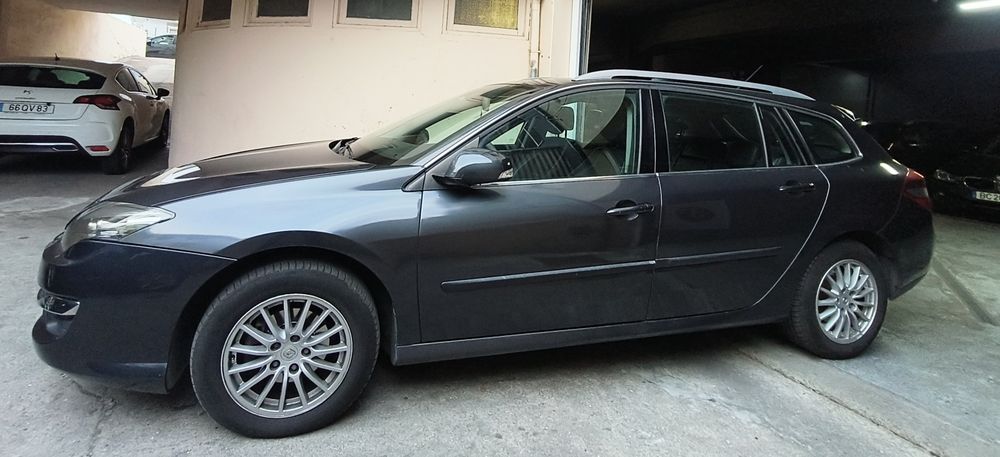 Renault Laguna Break 1.5dci Luxe Previlege ano 2011