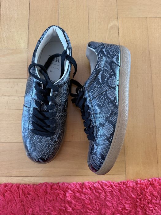 Кєди zara,кросівки zara
