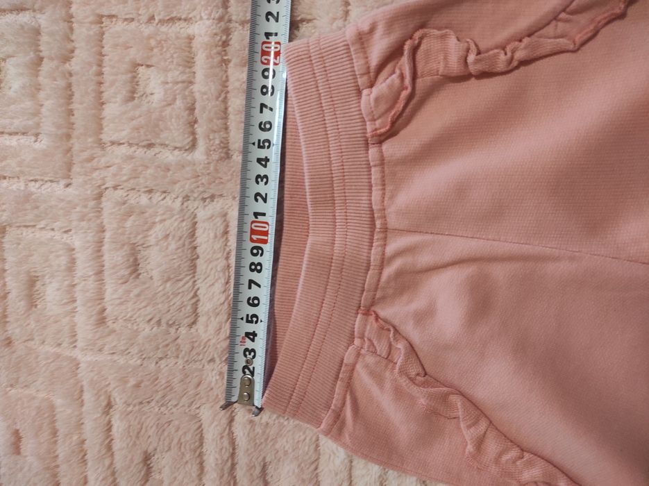 Легкий костюм на дівчинку 3-4 років