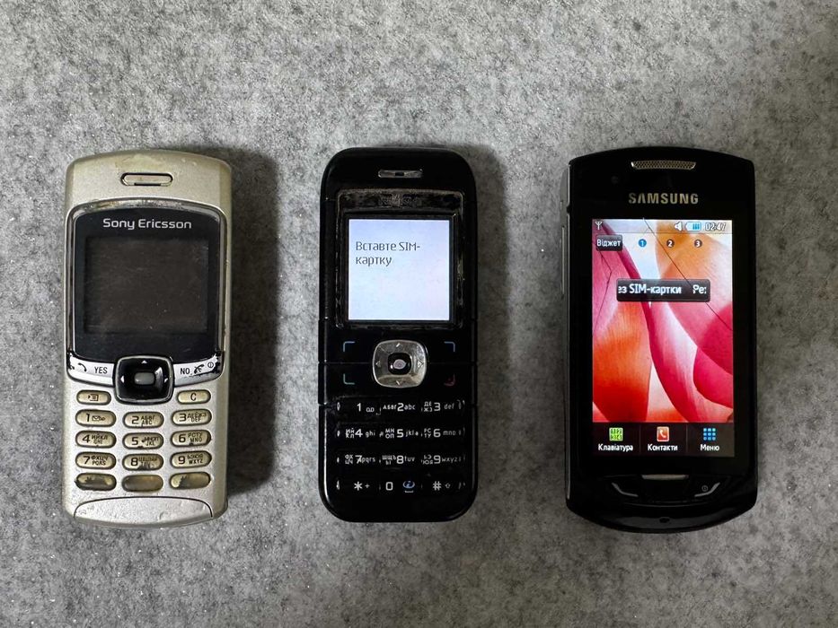 Мобільні телефони. Лот