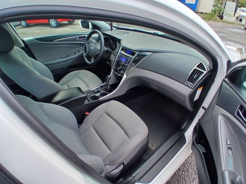 Hyundai sonata Гибрид