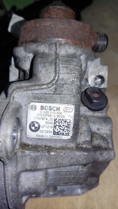 Régua e bomba de pressão BMW