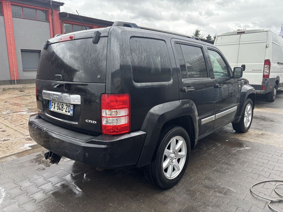 Jeep Cherokee KK 2.8 CRD Limited bez rdzy.