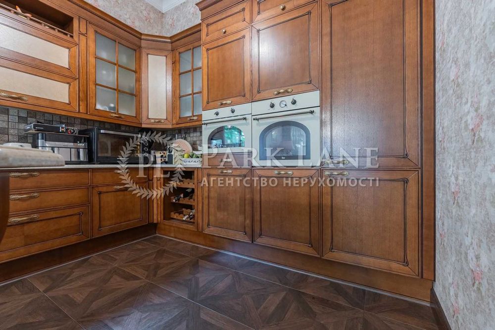 Будинок, який будувався для себе. Тихий центр міста | 292 м² | Вулиця Добросусідська