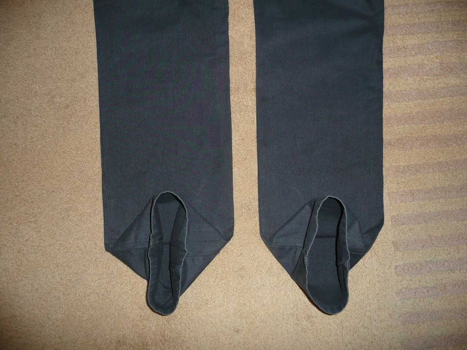 Spodnie BUGATTI W36/L34=46/113cm materiałowe