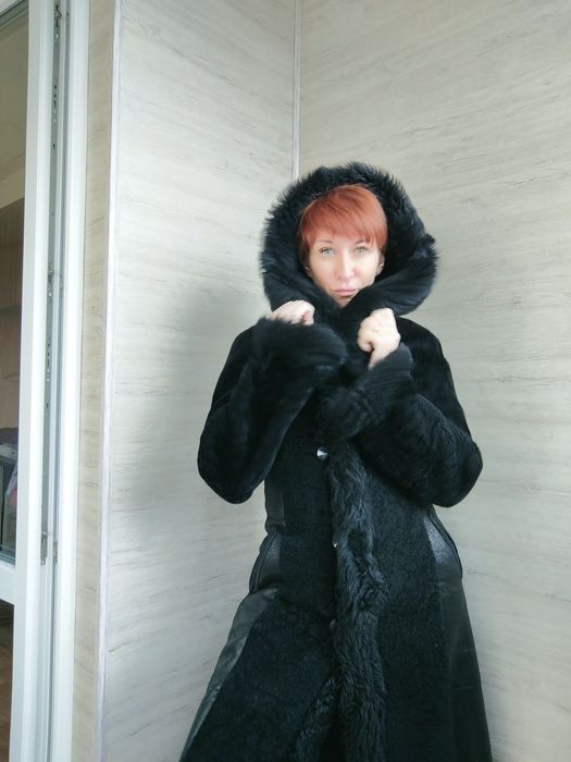 Продам  довгу дублянку