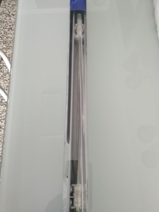 Estore em alumínio