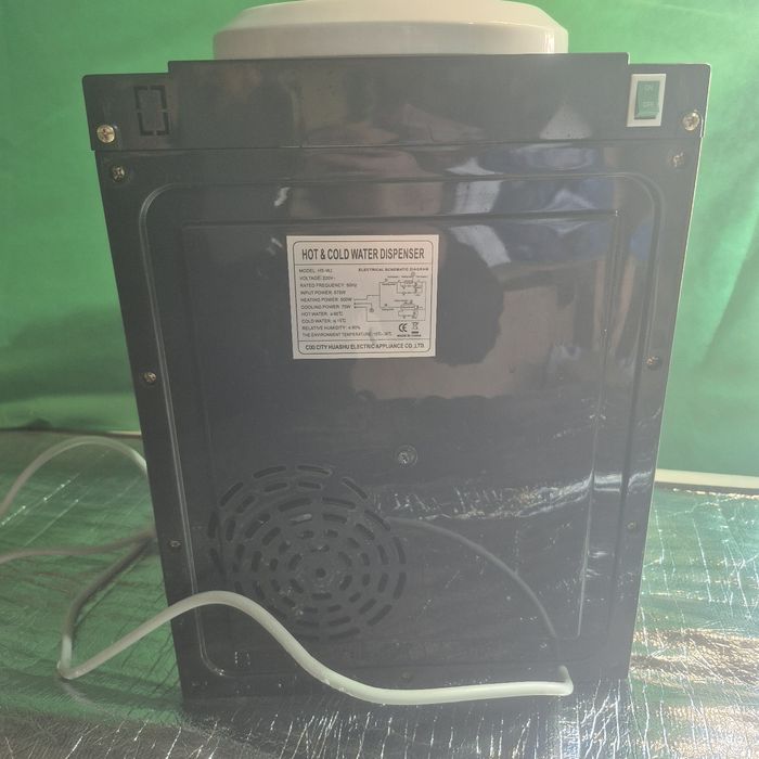 Elektryczny dystrybutor wody Ciepła i zimna woda