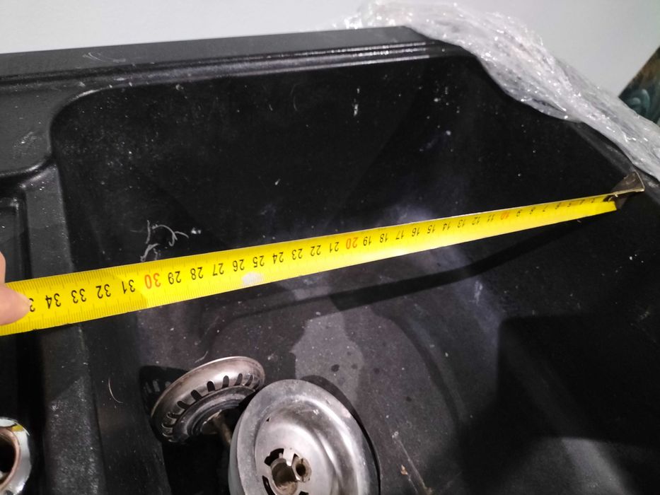 Banca de cozinha em bom estado precisando só de uma limpeza