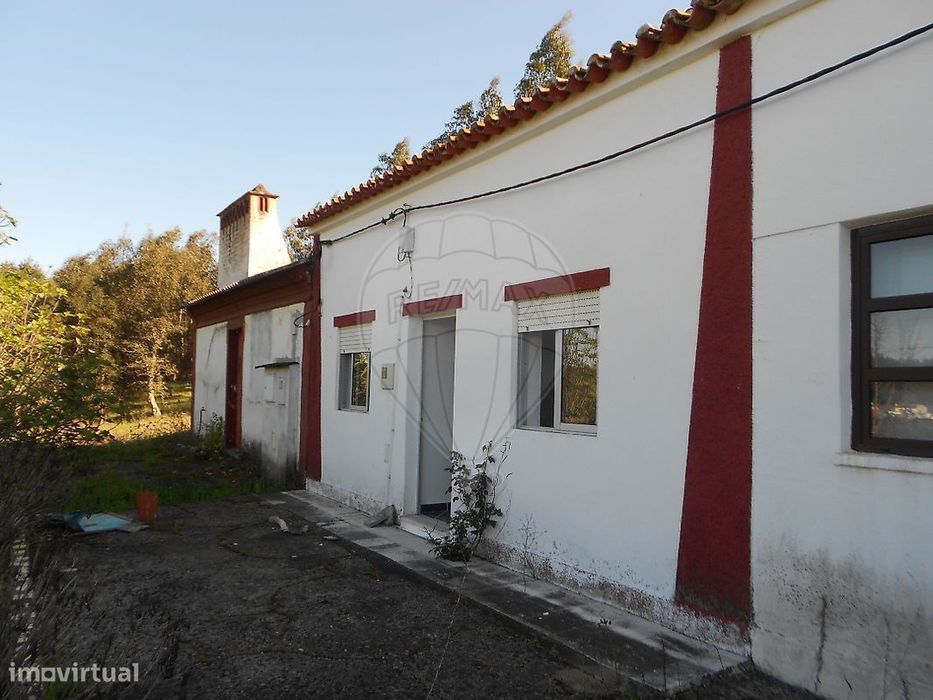 Moradia T2 para venda