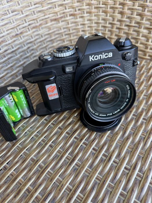 Фото 35мм Konica FS-1 SRL HEXANON AR 40mm F1,8