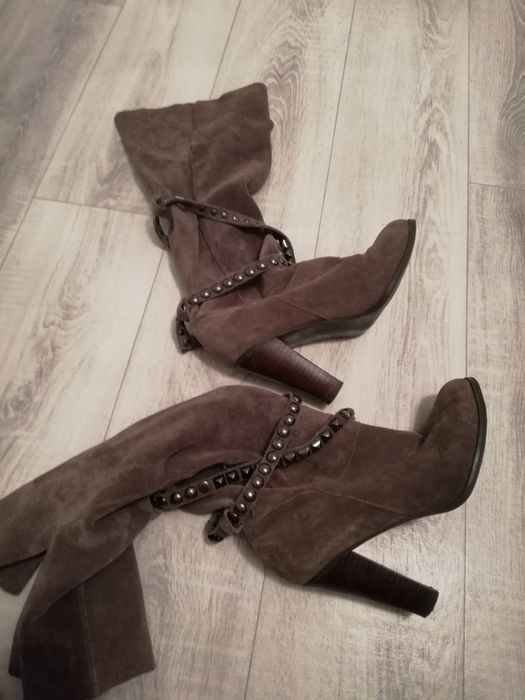 Kozaki całe ze skóry 37