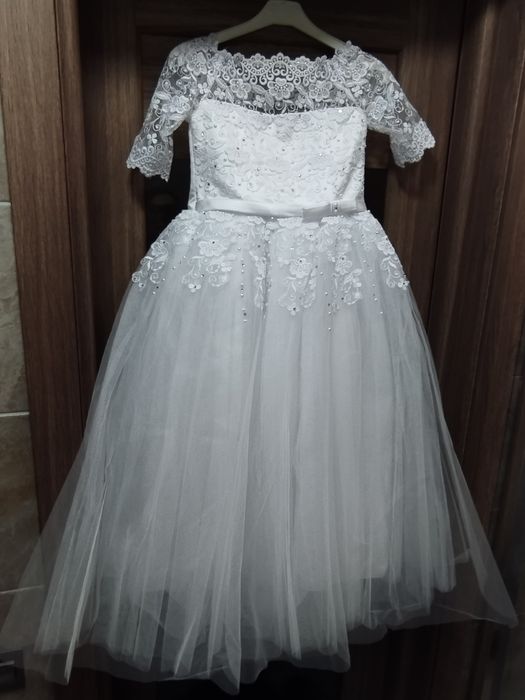 Сукня для першого причастя, випускного
