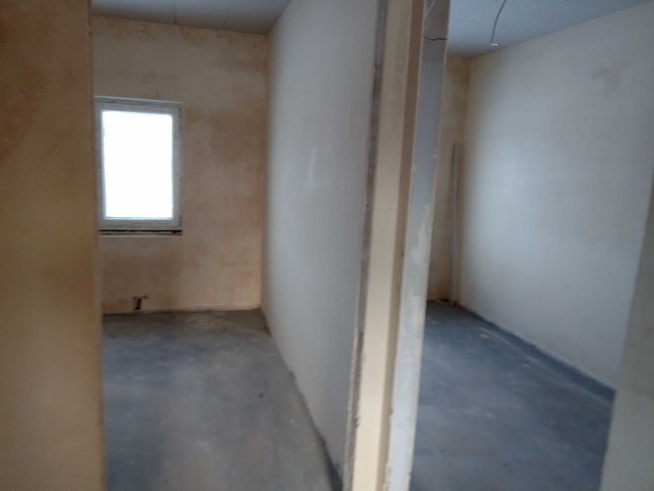 Tynki maszynowe gipsowe i cementowo wapienne