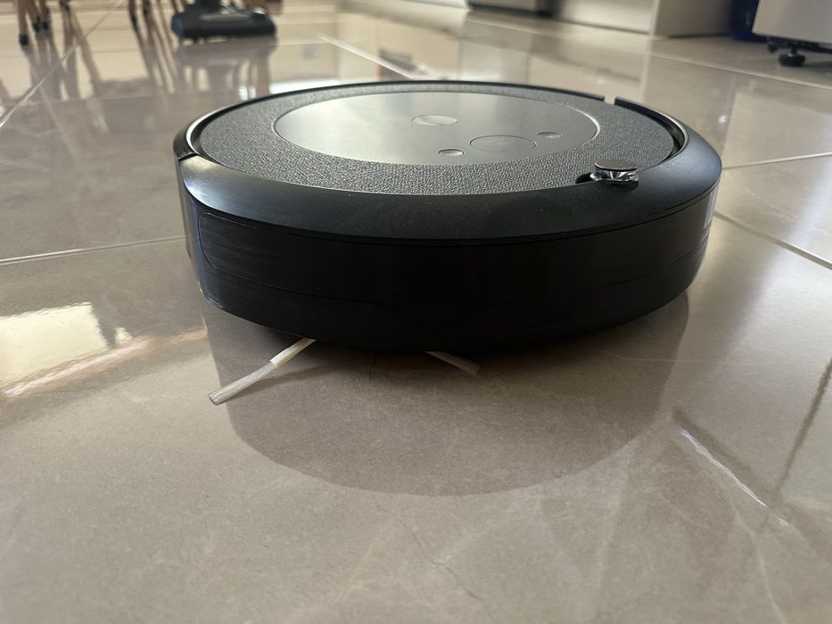 IRobot I3+ sem a base