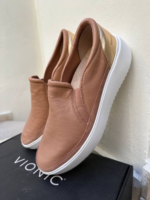 Лофери Vionic 39 р