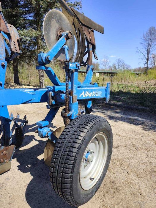 Плуг оборотний Rabe Werk Albatros 120 3 корпусний як Lemken Europal 7