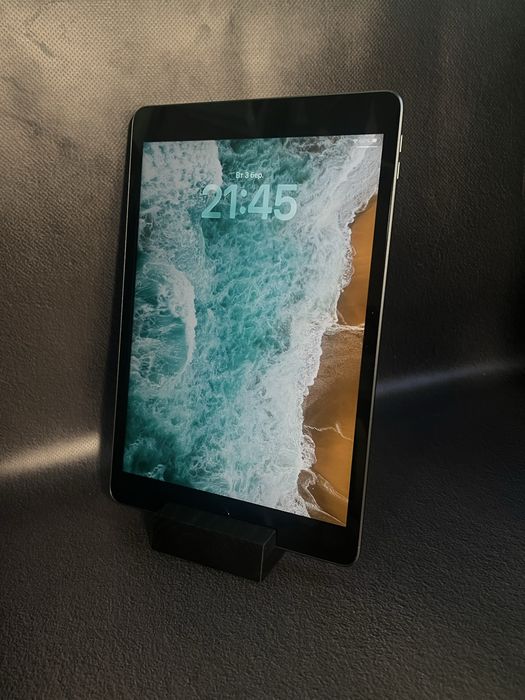 IPad 10.2 128Gb 2020 Акб 99%