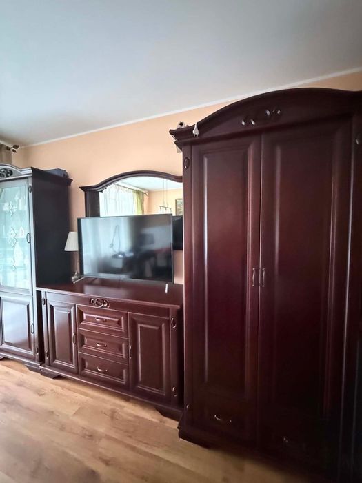 Komplet mebli , stół z krzeslami