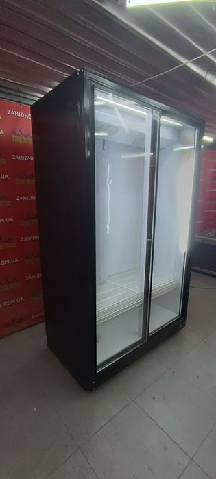 Холодильна вітрина. Вітрина шафа. Холодильник для магазину.Захід Холод