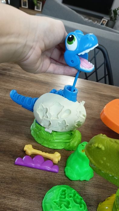 Zestaw Play doh ciastolina dinozaury