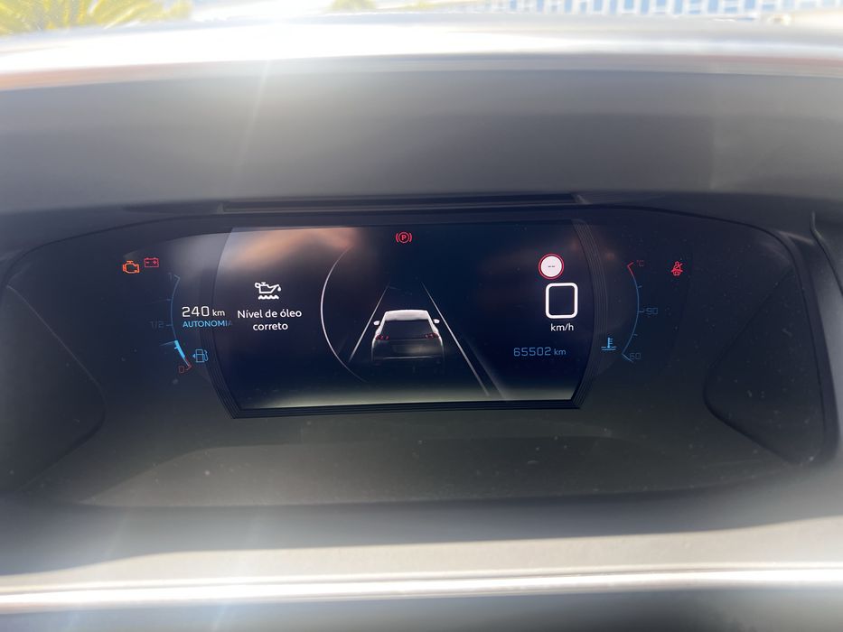 Peugeot 2008 1.2 130 cv