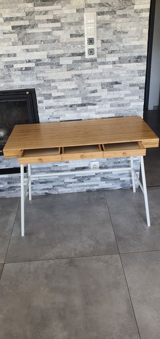 Biurko ikea z szufladami