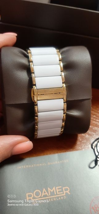 Годинник ROAMER of Switzerland.