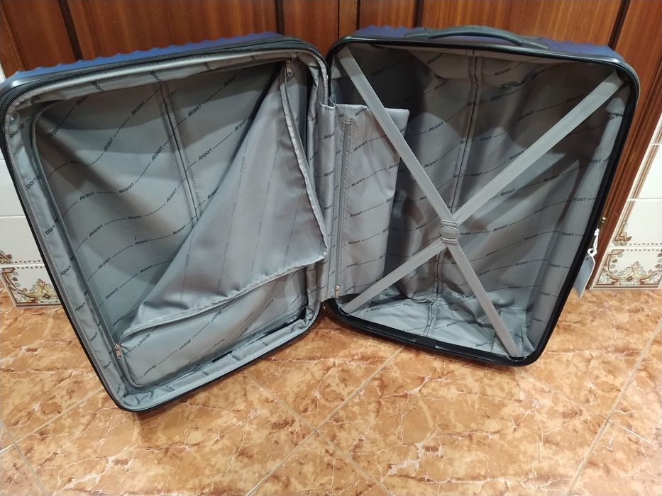 Mala malas de porão até 23 kg viagem casa quarto apartamento vivenda.