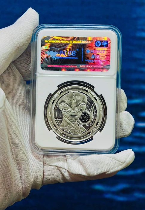 СЛАБ GANA 2022. ІНОПЛАНЕТЯН. СРІБЛО. 1 унція! 2022р.